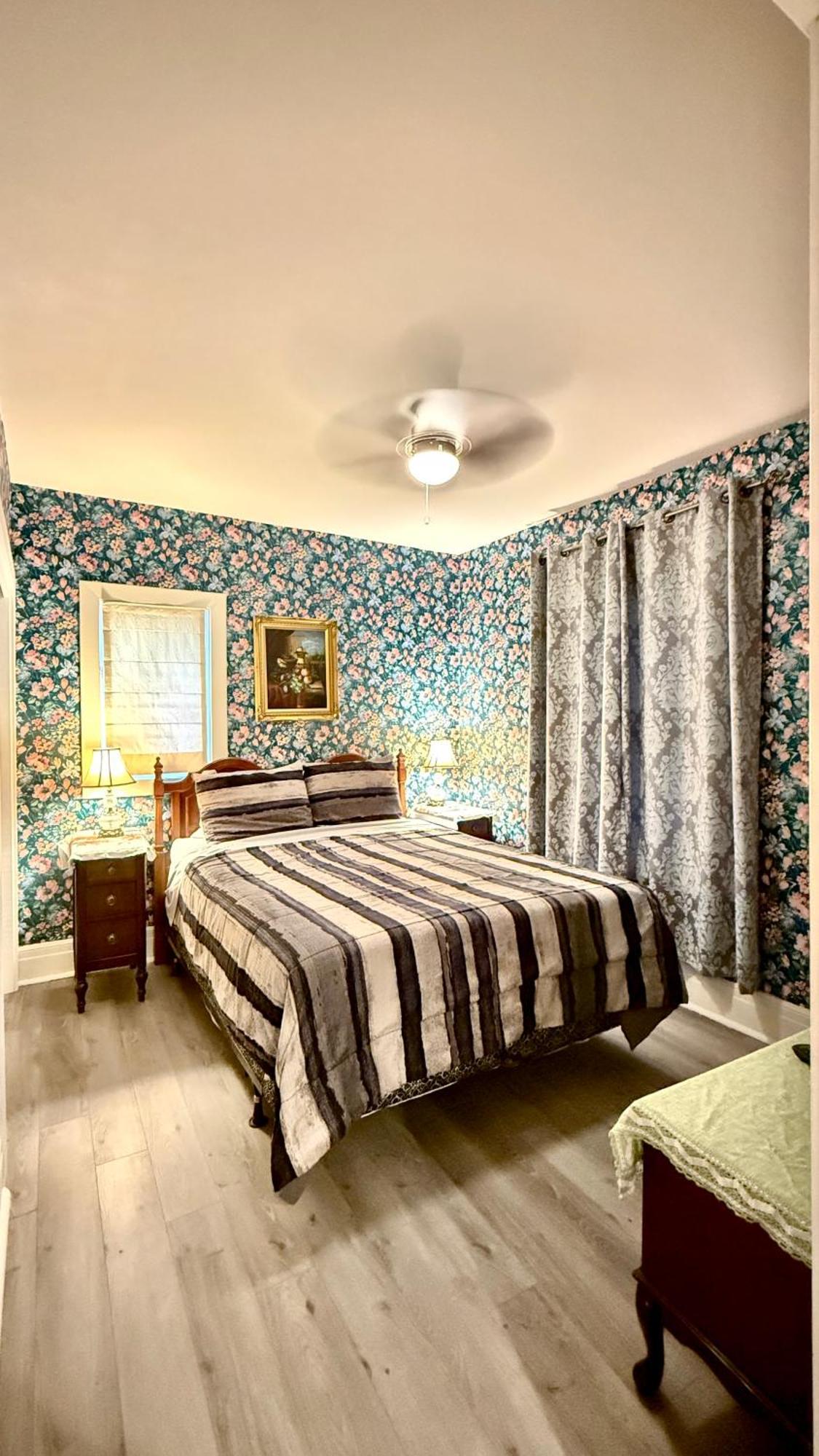 Adorable 2-Bedroom Unit With Jacuzzi Beside Falls Niagara Falls Exteriér fotografie