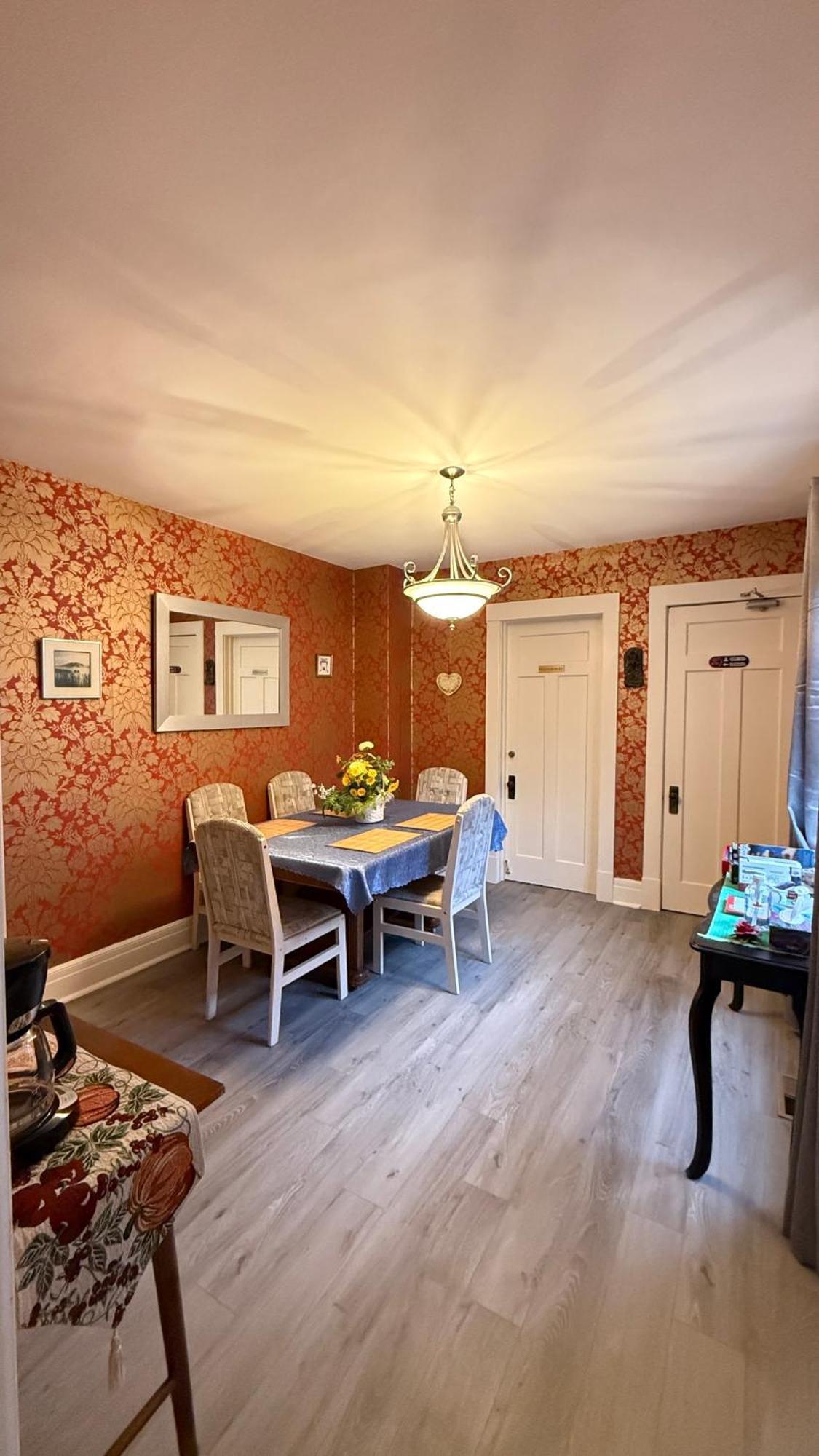 Adorable 2-Bedroom Unit With Jacuzzi Beside Falls Niagara Falls Exteriér fotografie